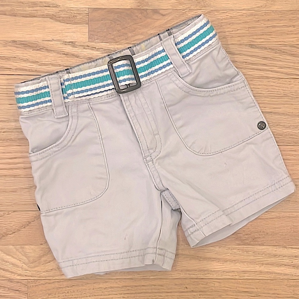 MOVING SALE!! 2/$15 Gymboree sz 12m khaki cotton shorts with adjustable belt